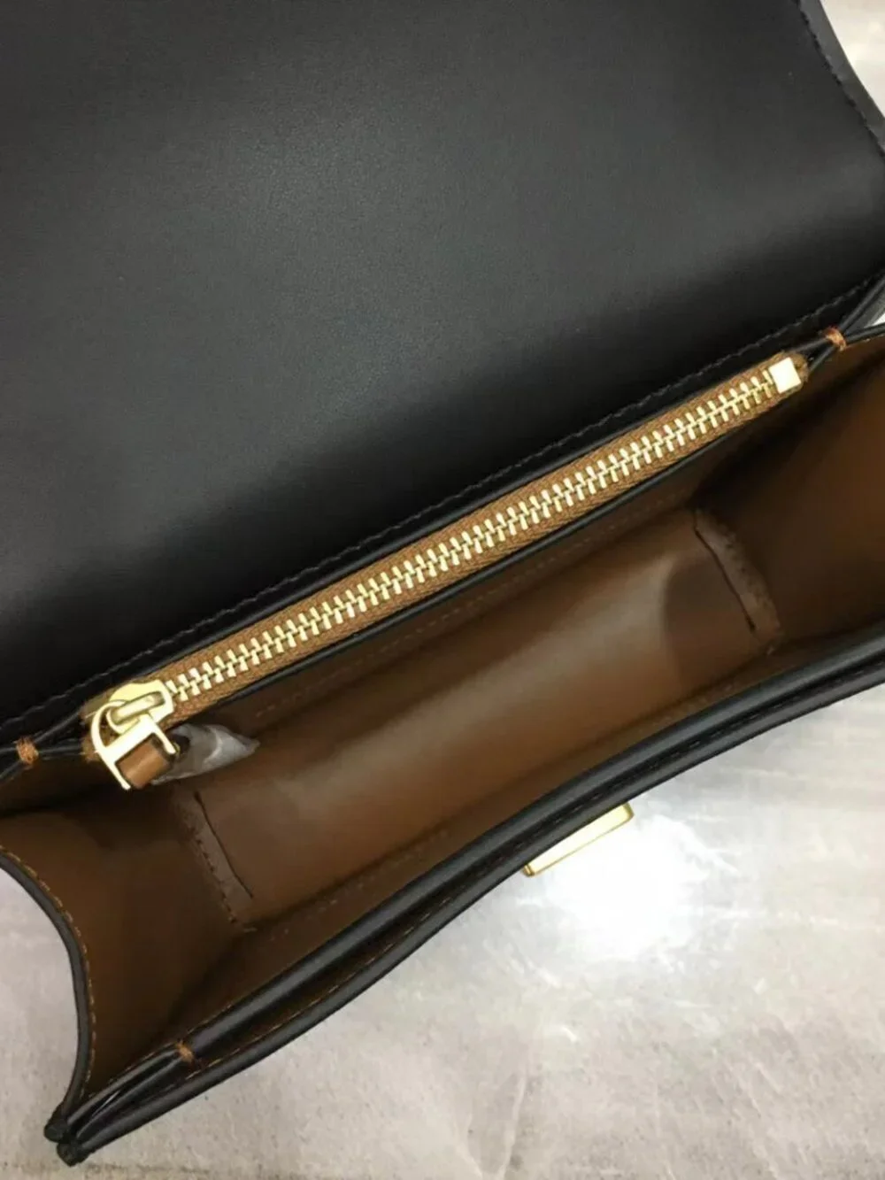 Tory Burch Eleanor Small Shoulder Bag